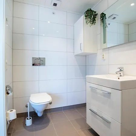 Апартаменты By The Sea *